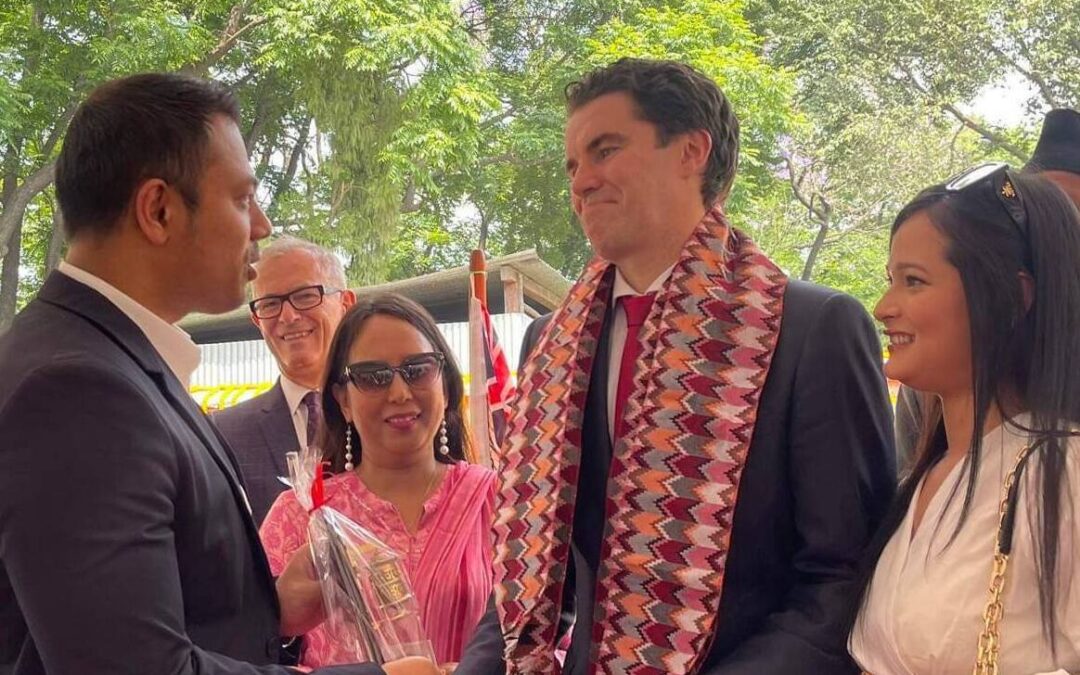 अस्ट्रेलियाली सहायक परराष्ट्र मन्त्री नेपालमा, चार दशक अघि हराएको टुडाल नेपाललाई फिर्ता